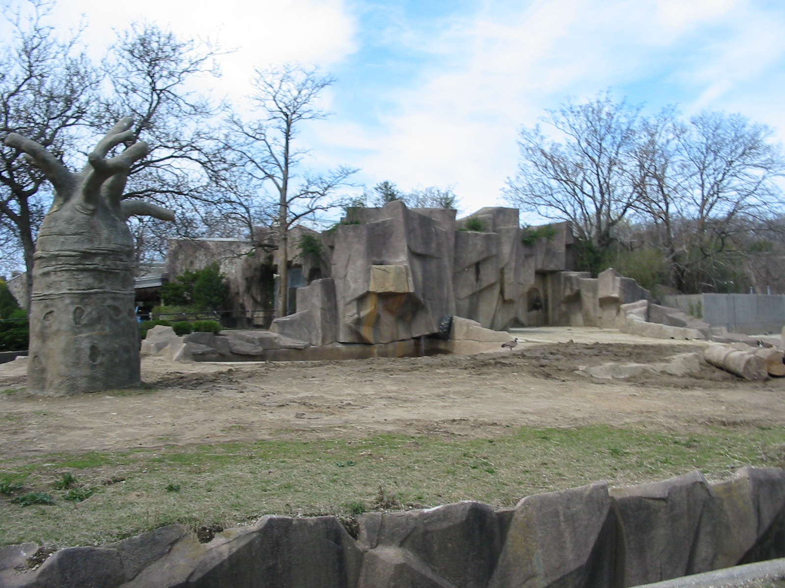 Milwaukee County Zoo 2003 - Exhibit for which species?