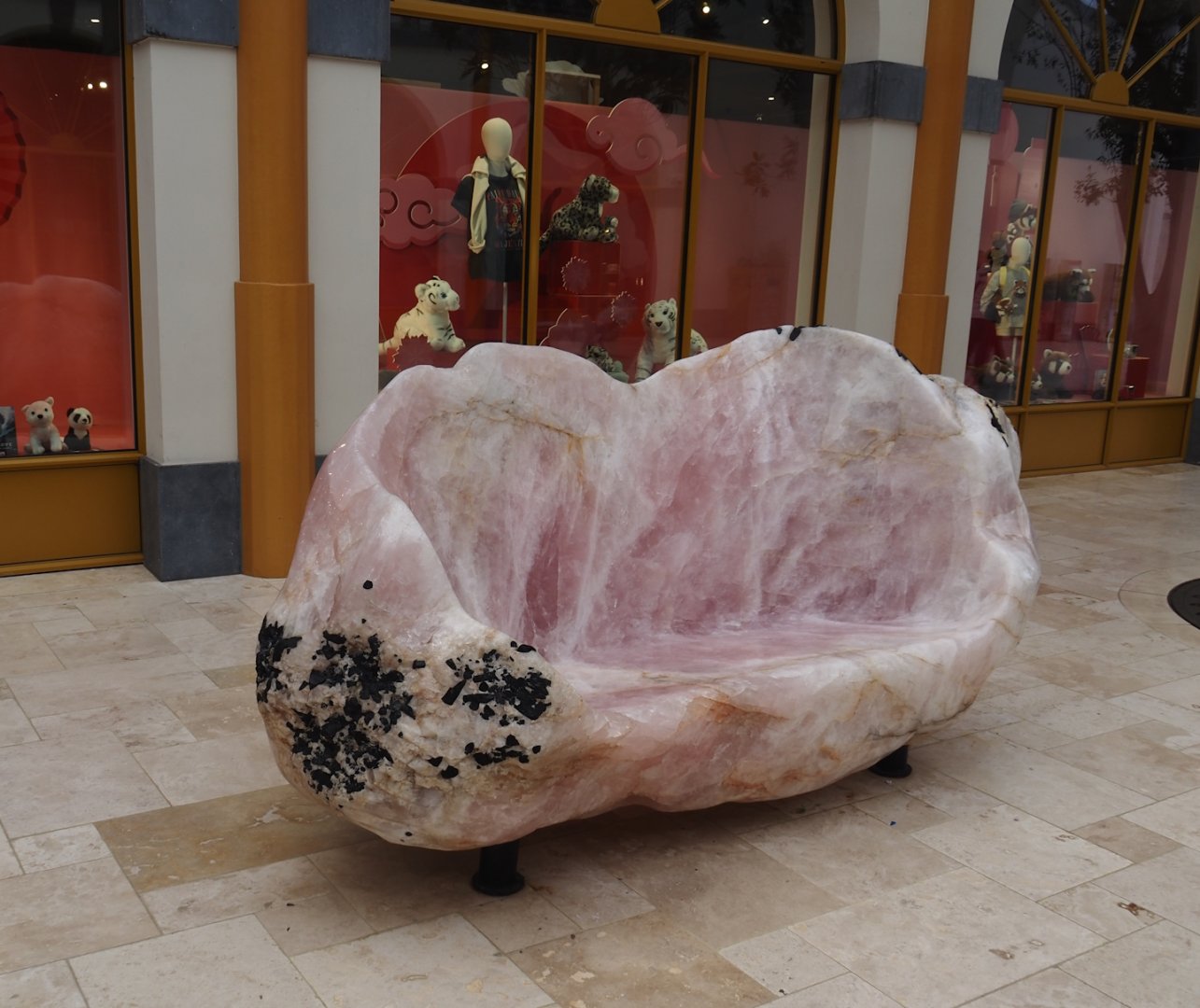 Mineral bench in the entrance gallery, 2024-09-17