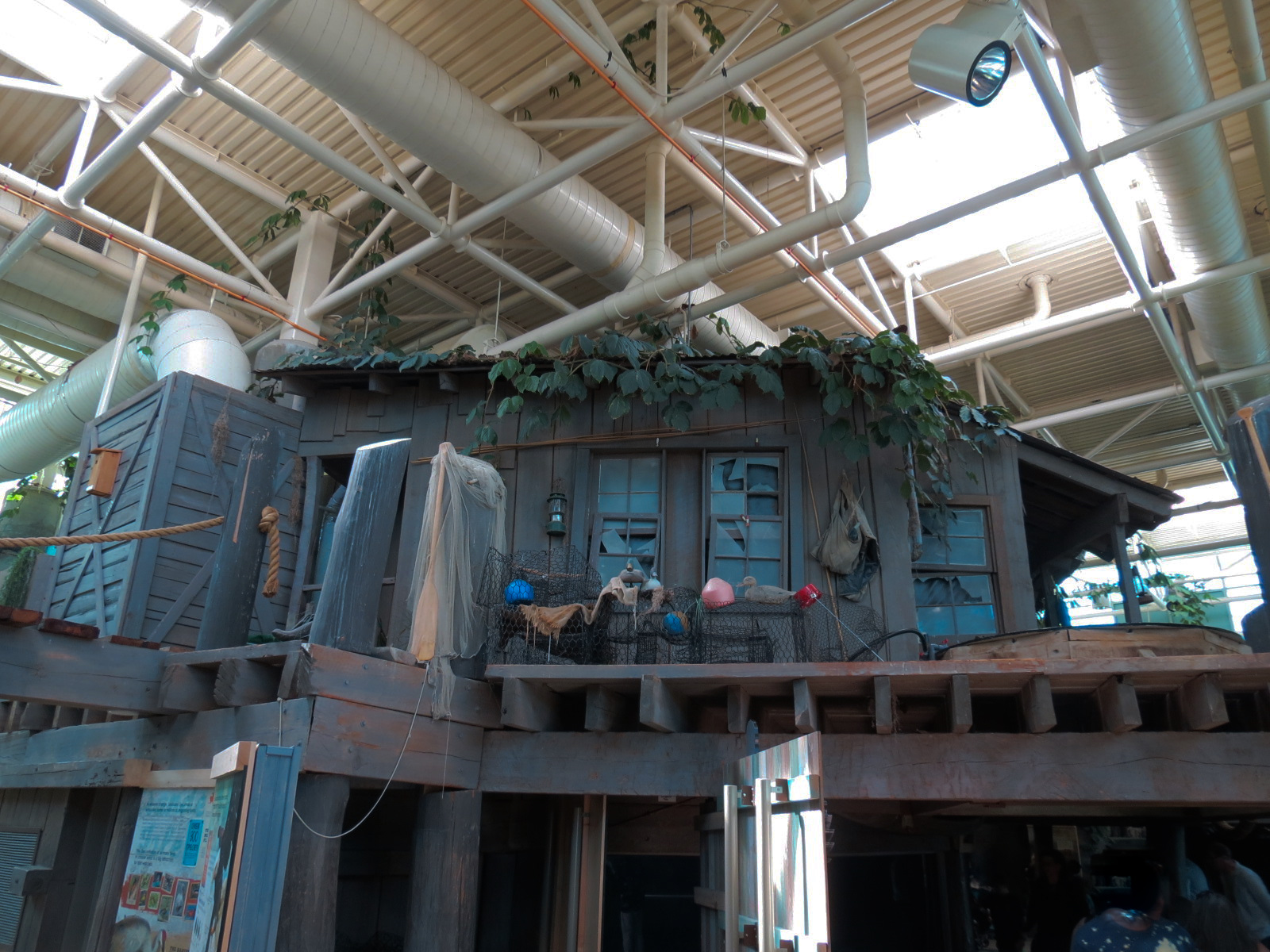 Mississippi River - Simulated Swamp Cabin