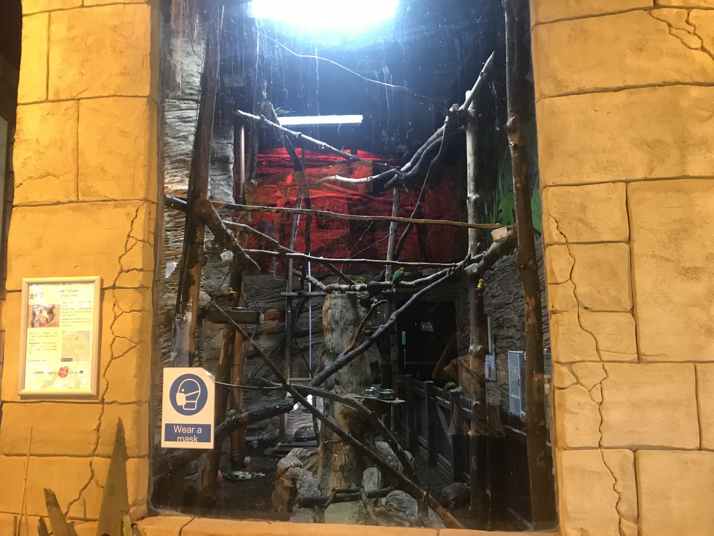 Mixed enclosure (normally a walkthrough but closed)