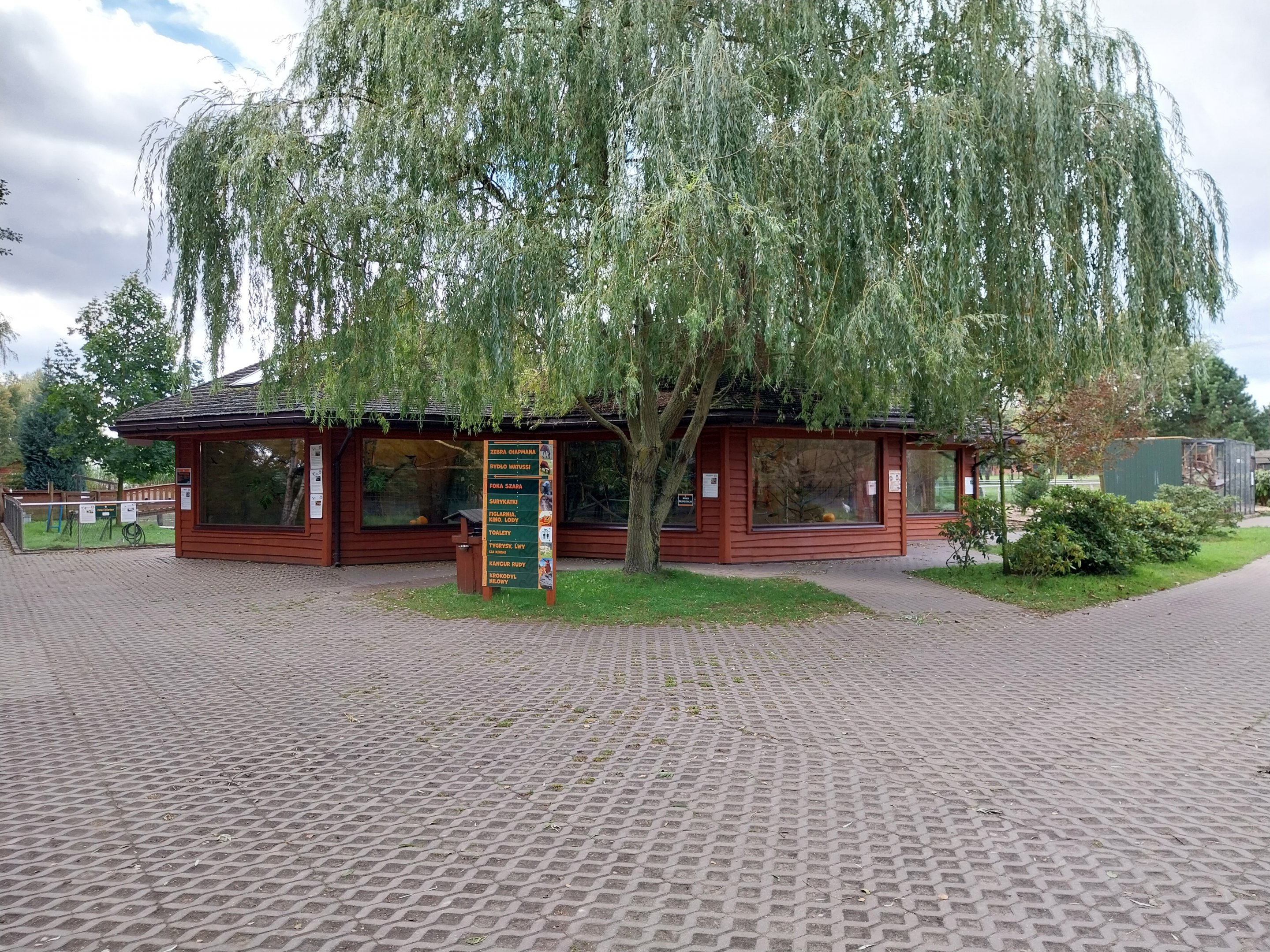 Mixed species building