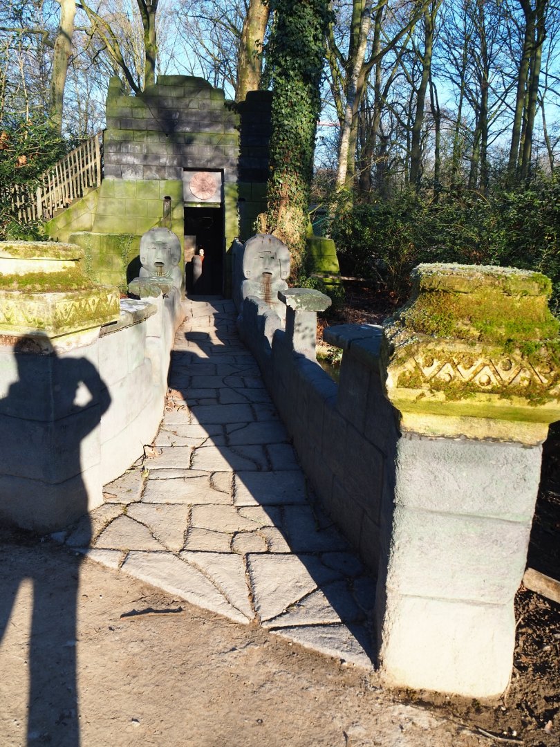 Mock-up temple - Guanaco viewing areea (Jan 20th, 2019)