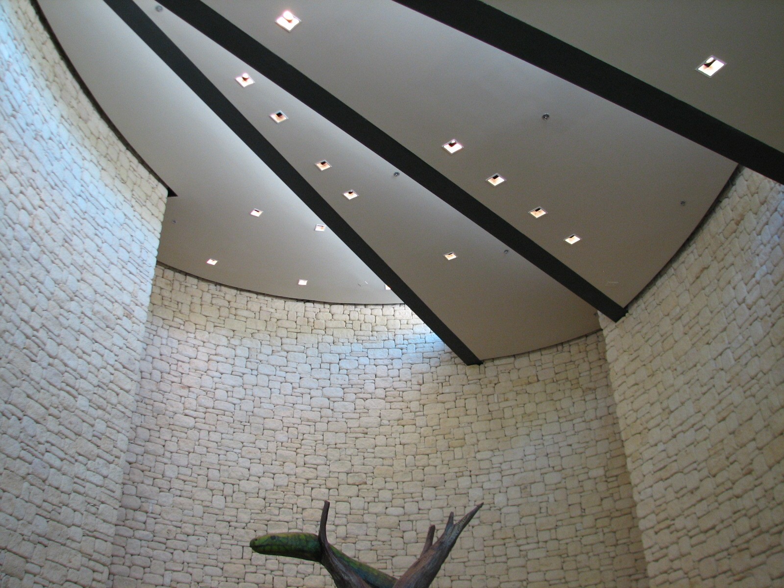 MOLA - Discovery Hub - Ceiling