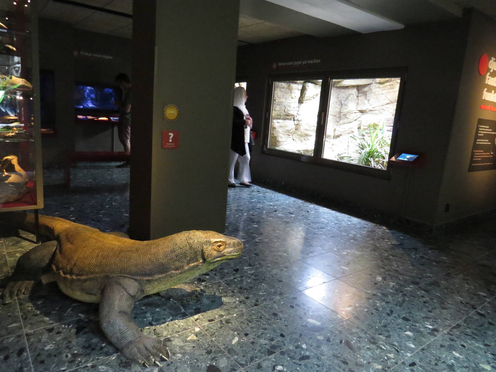 Monitor enclosures, June 2015