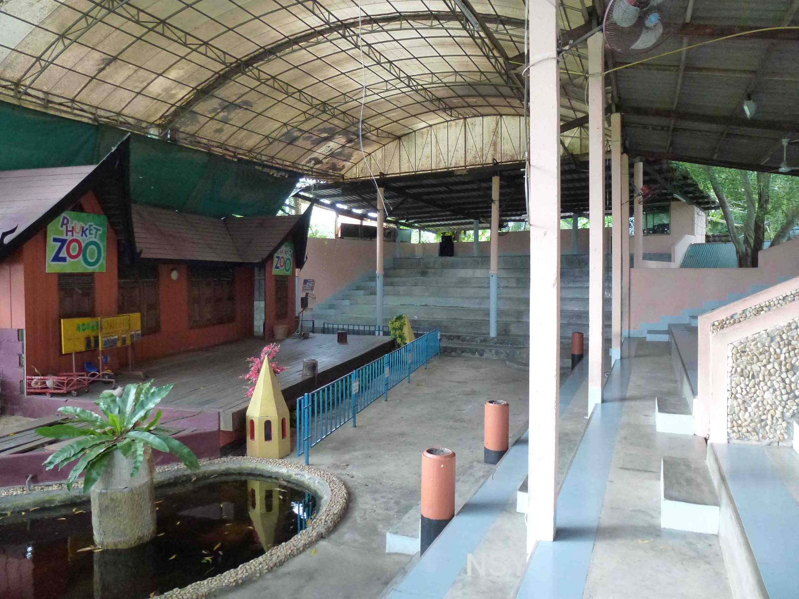 Monkey and Snake show arena, June 2013.