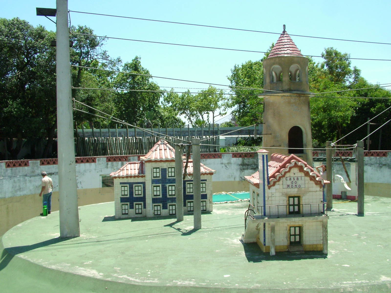 Monkey Village at Lisbon Zoo, 24/05/11