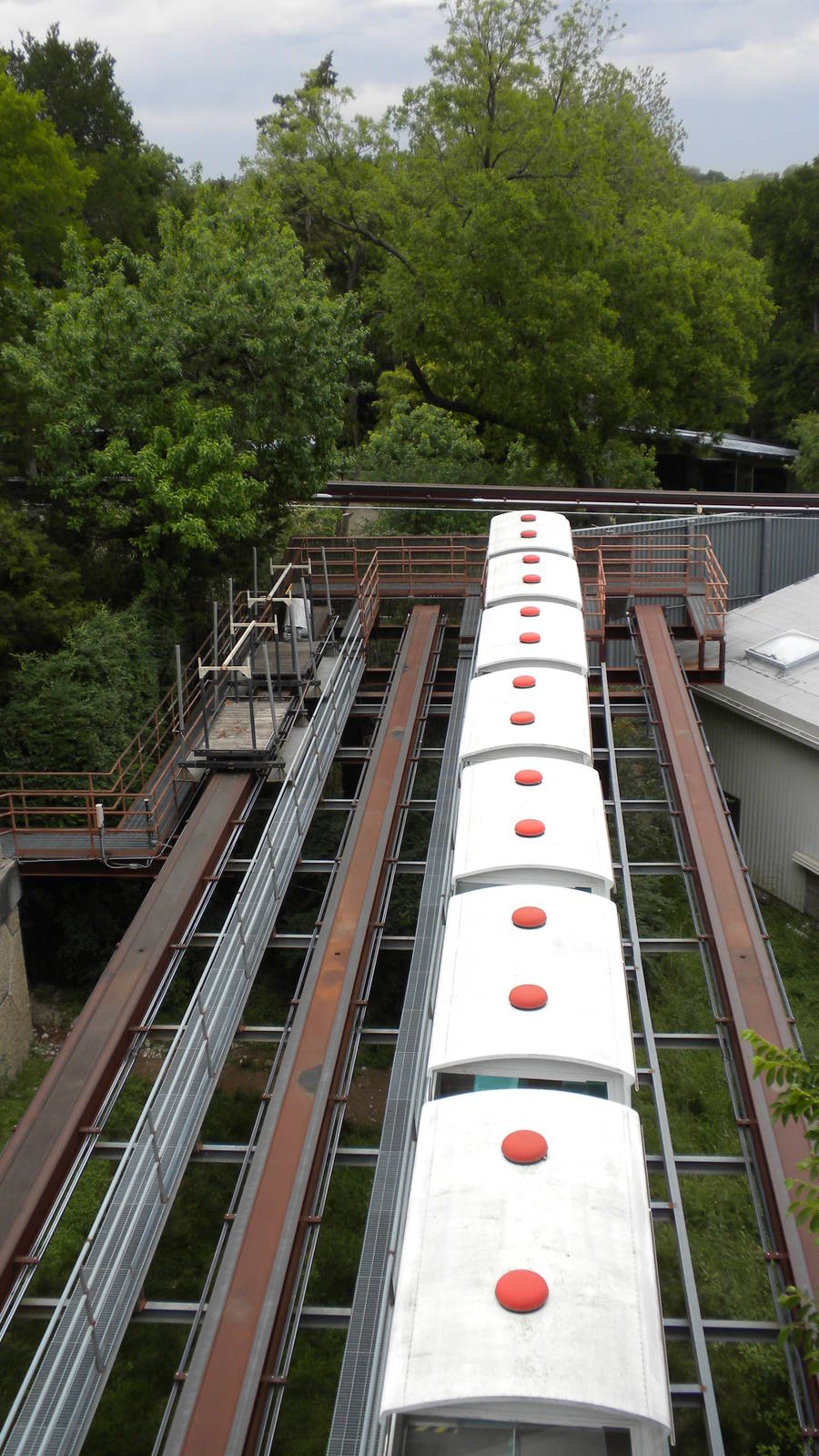 Monorail storage rail