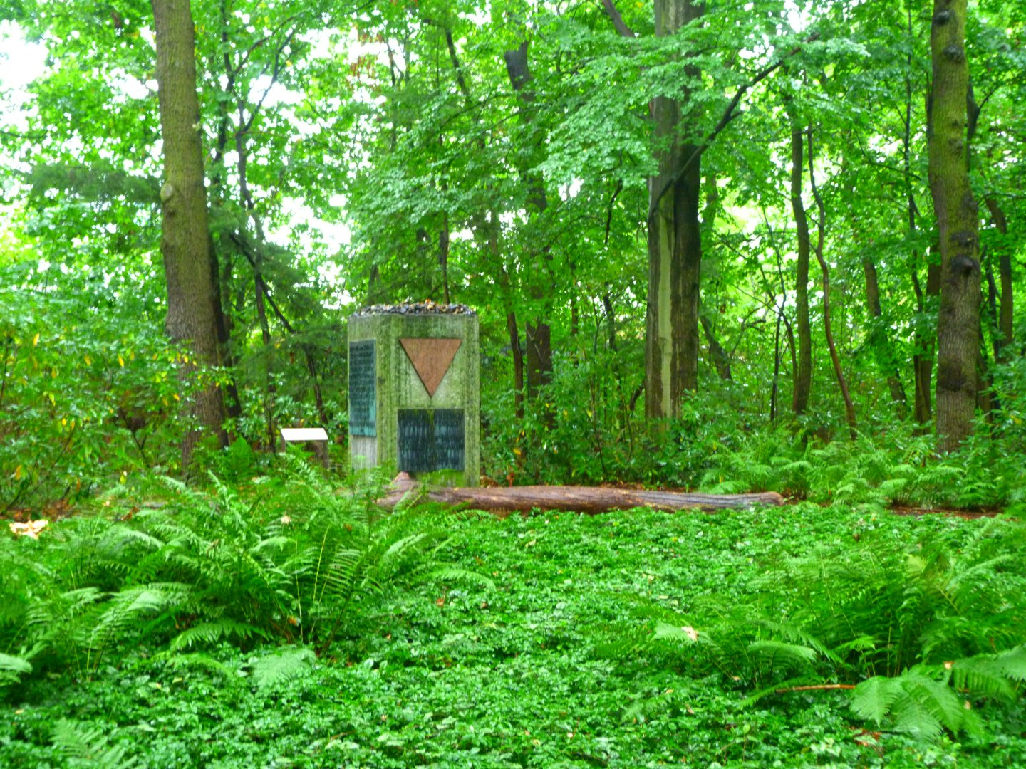 Monument -Tierpark Berlin (2024)