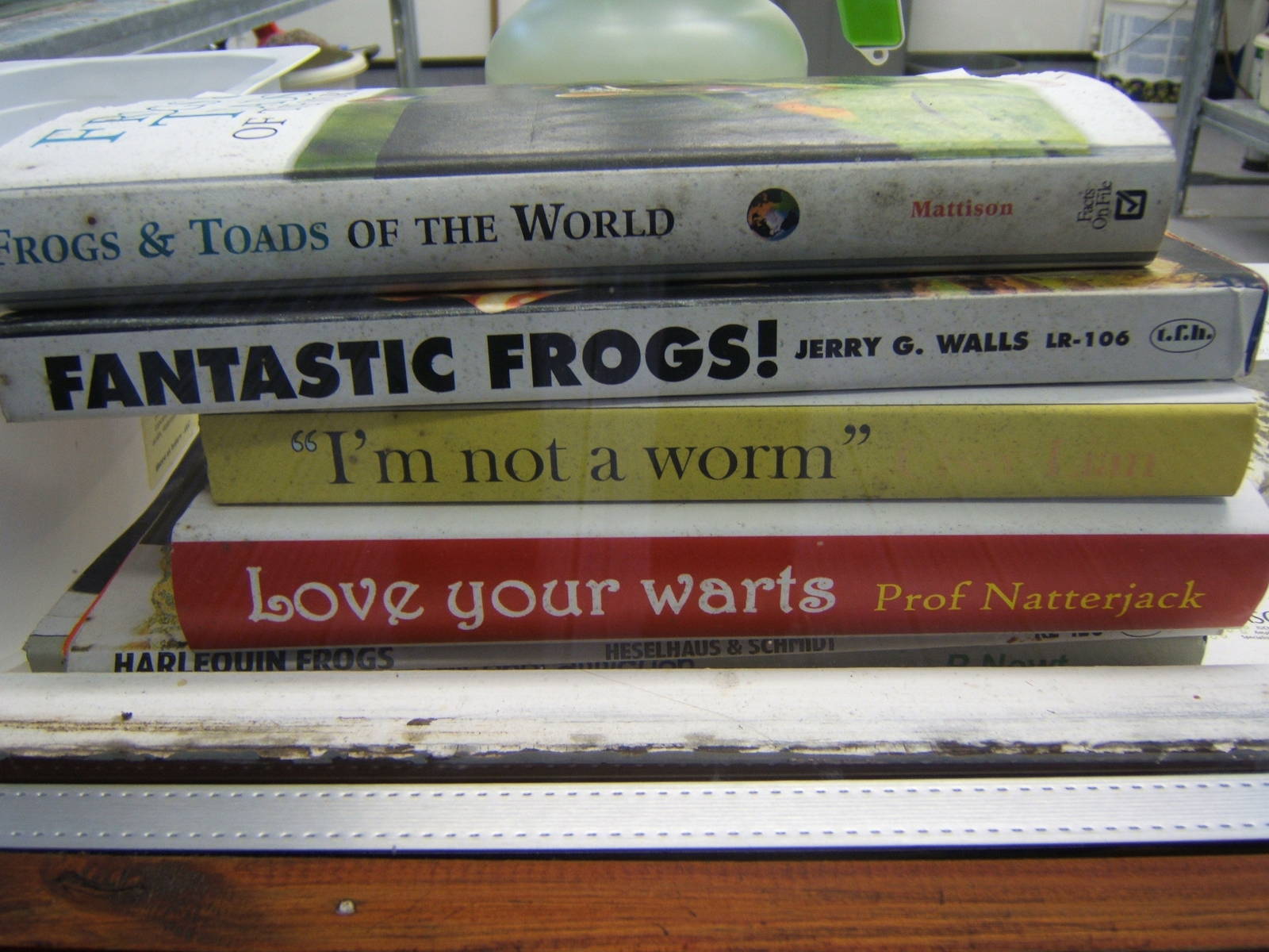 More interesting books in the Amphibian Pods