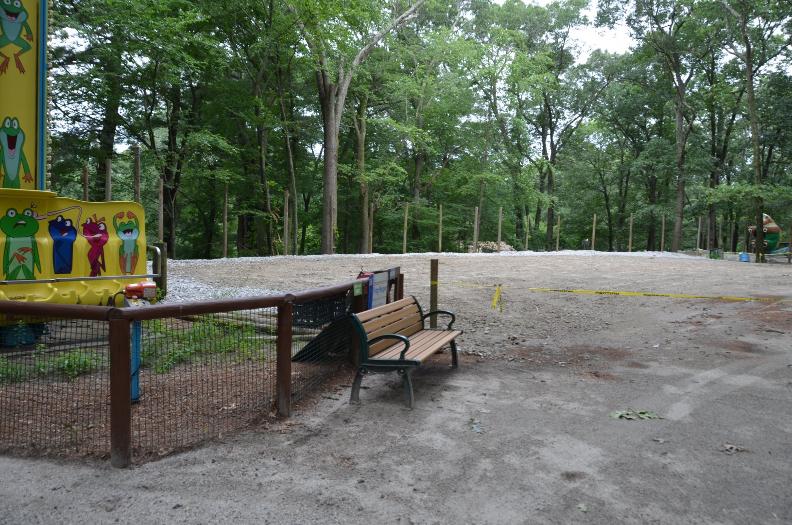 More of that unfinished exhibit that will might be Himalayan Brown Bear