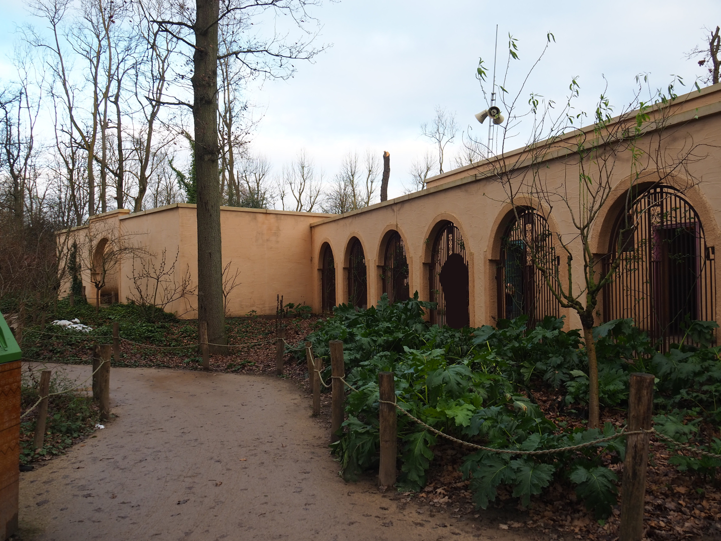 Moroccan pavilion with Barbary macaque viewing areas, 2022-01-02