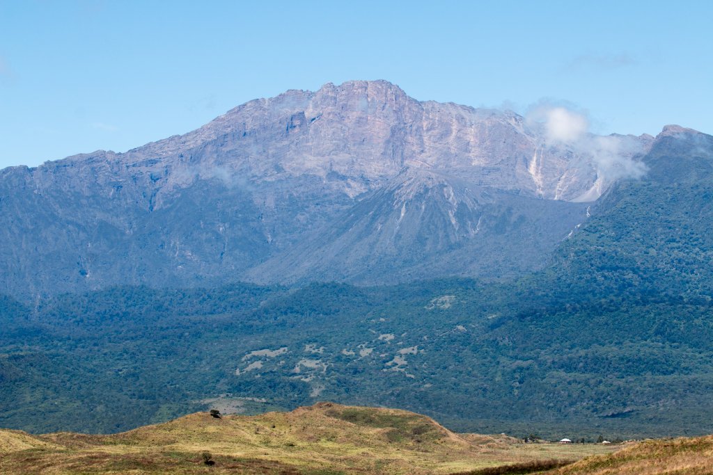 Mt Meru and Momella Lodge