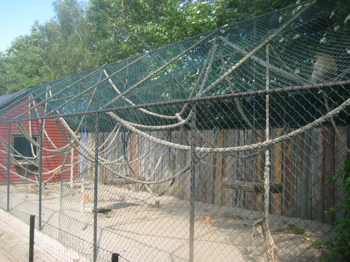 Munkholm Zoo - Macaque exhibit (outdoors)