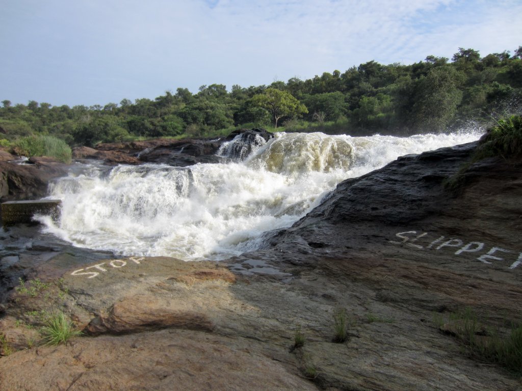 Murchison Falls entering the gorge