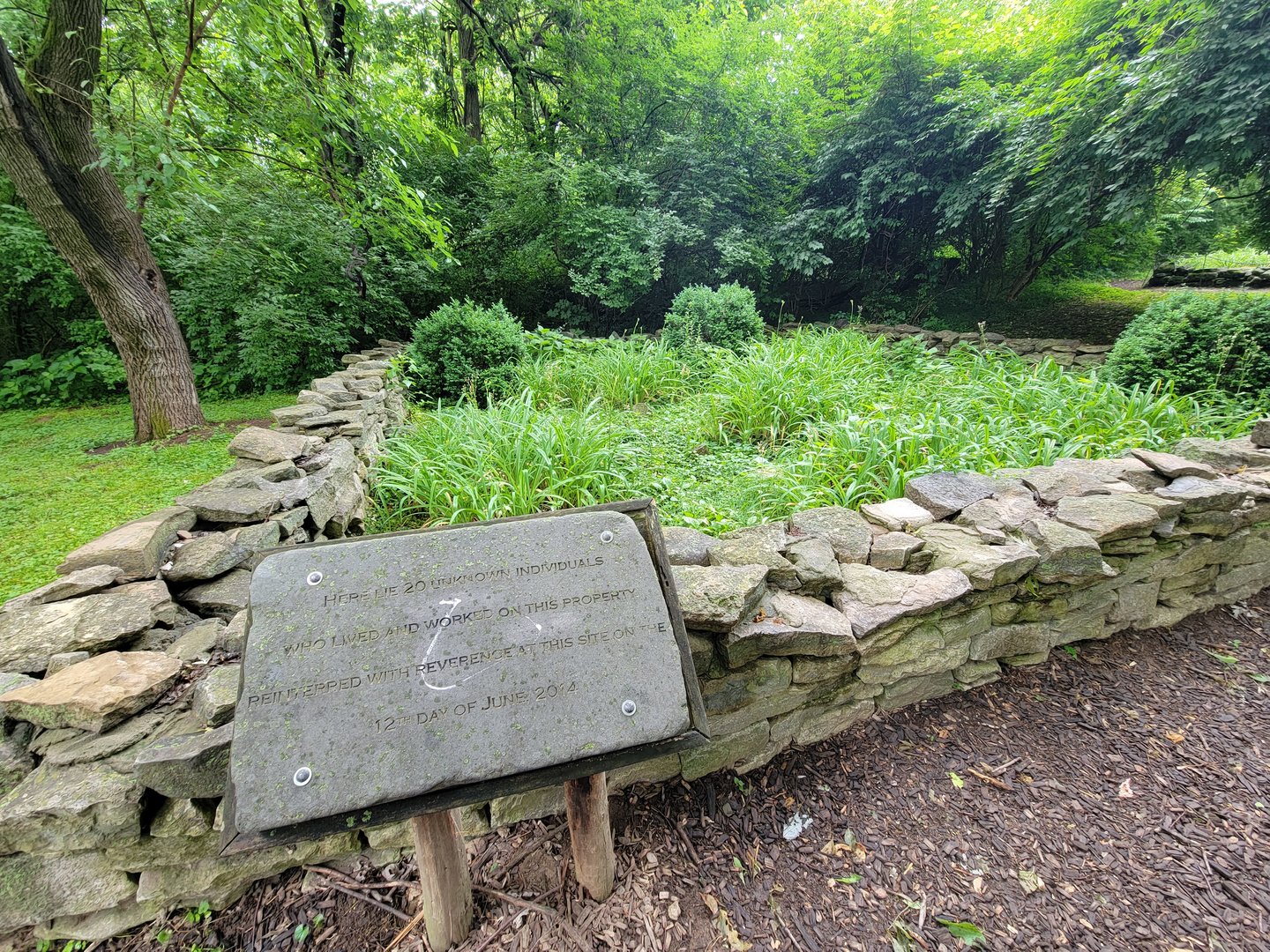 Nashville Zoo 5/22 - Grassmere Plantation, slave cemetary