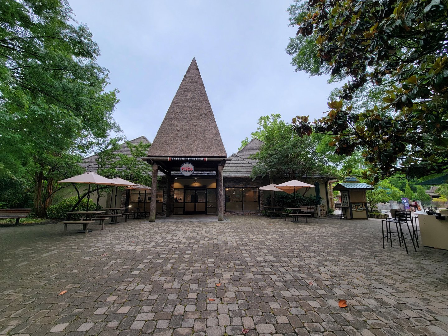 Nashville Zoo 5/22 - Screaming Gibbon Pizza Kitchen