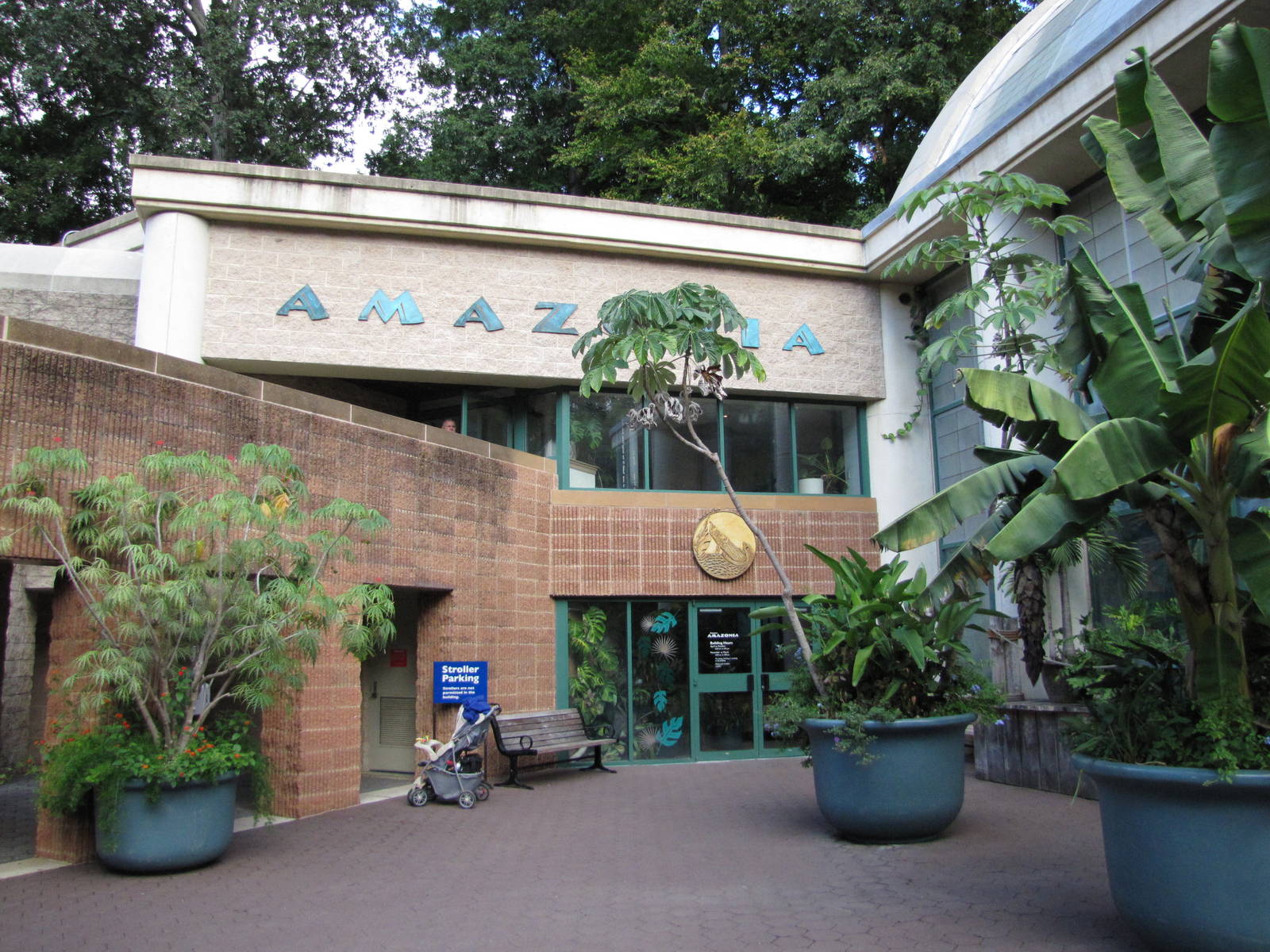National Zoo 2010 - Amazonia building