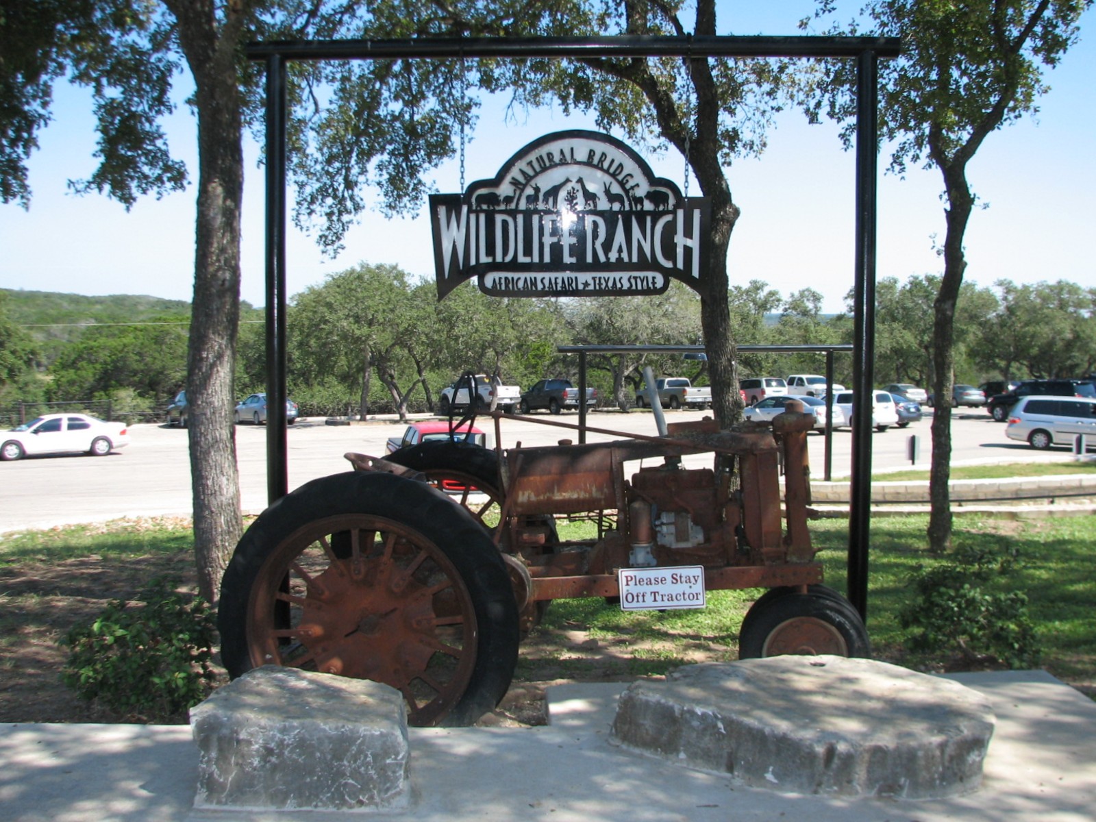 Natural Bridge Wildlife Ranch - Entrance