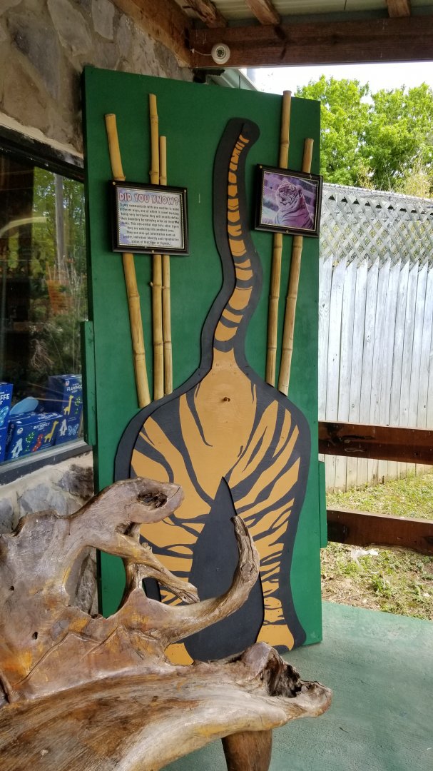 Natural Bridge Zoo - ?? Outside entrance