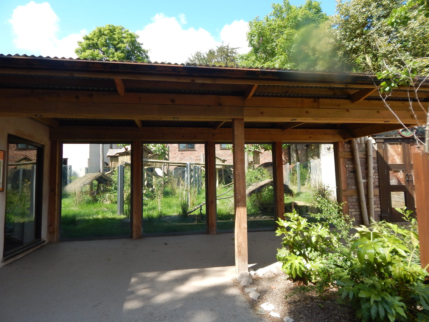 Nepalese red panda enclosure 150523