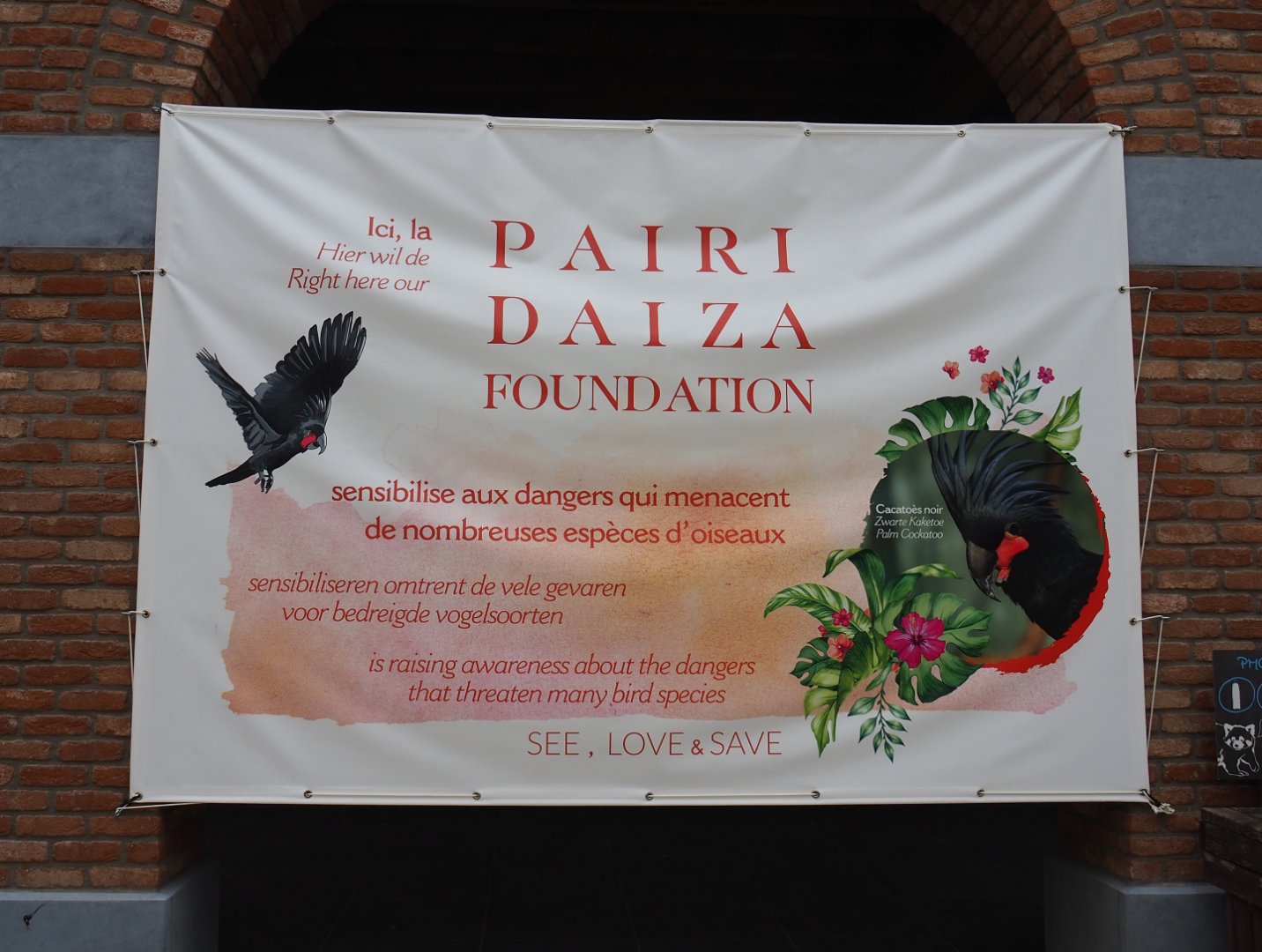 New Breeding center for Endangered birds - Pairi Daiza Foundation signage, 2020-09-03
