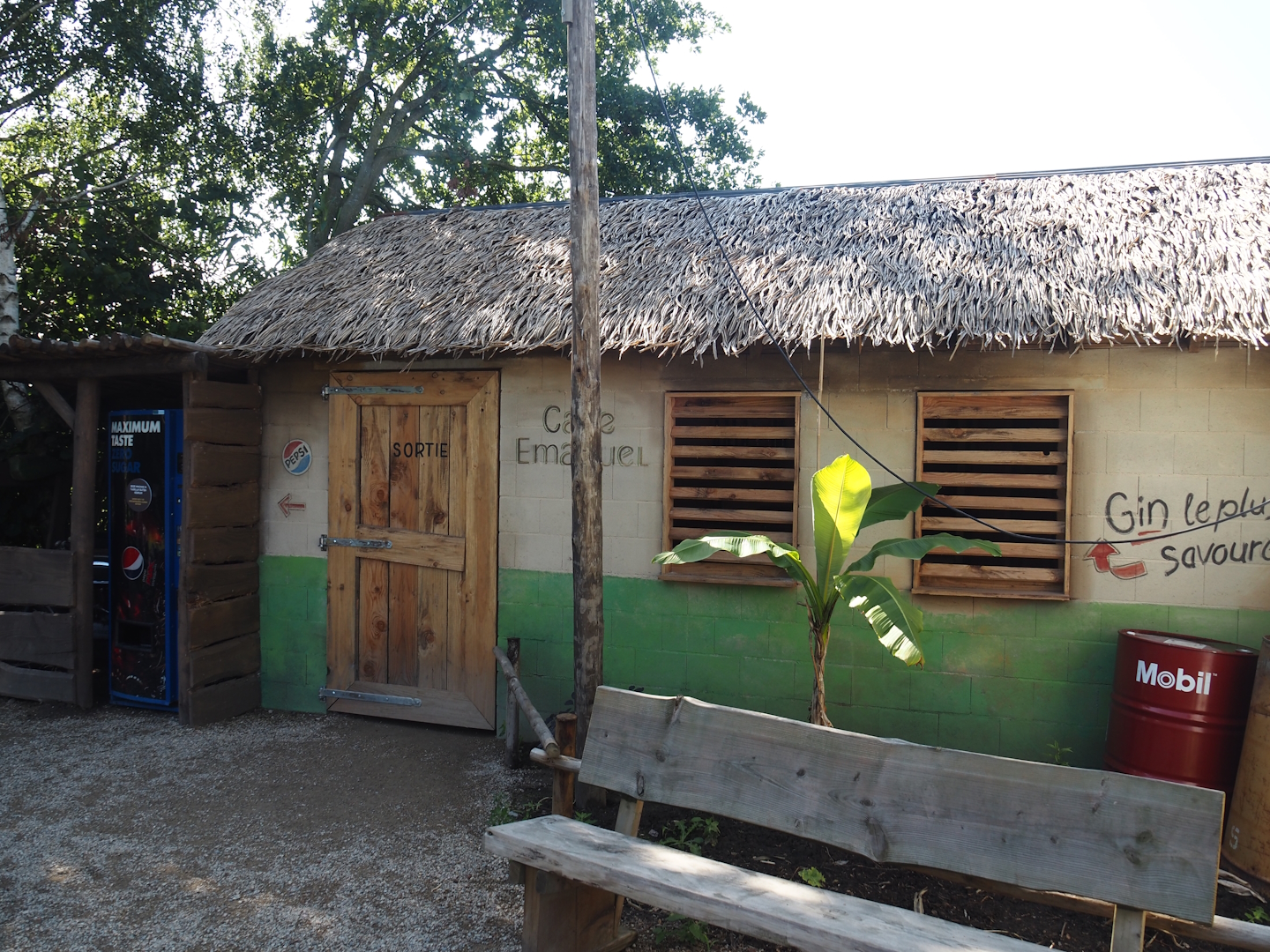 New Central African area Ngyuwe - Bushmeat shop and poachers' café theming building, 2025-08-03