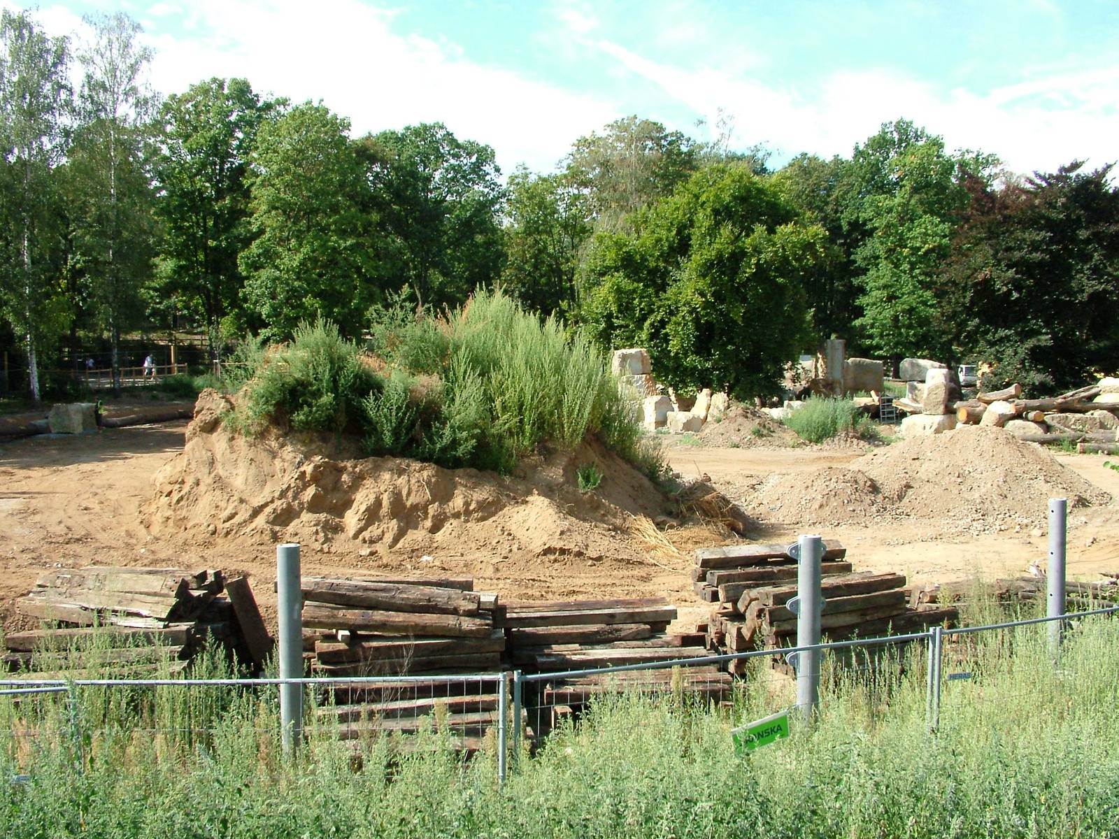 New Elephant Enclosure at Prague, 25/08/12