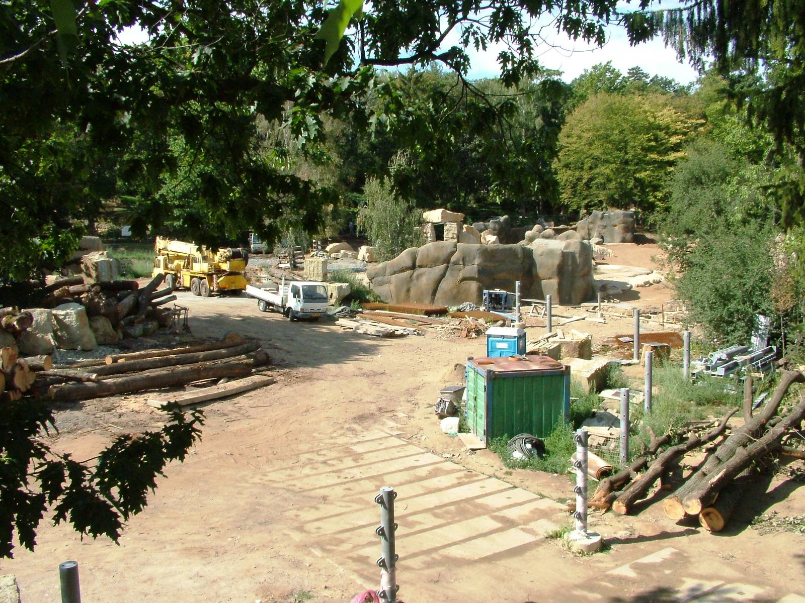 New Elephant Enclosure at Prague, 25/08/12