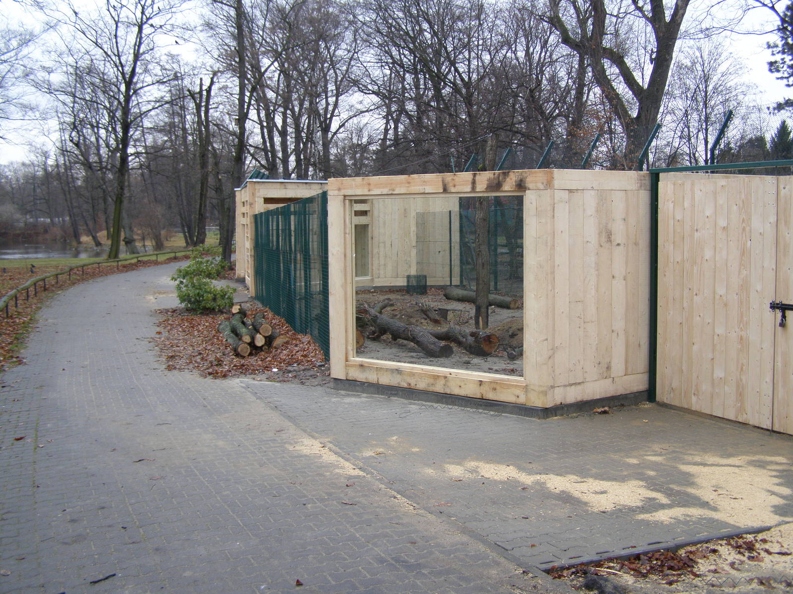 New enclosure for Eurasian lynxes and wildcats - under construction