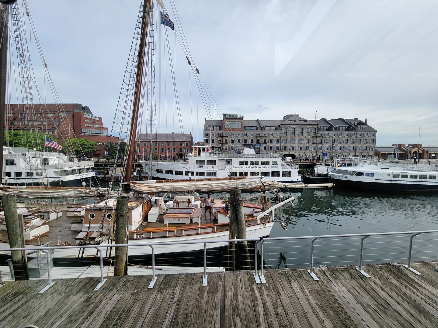 New England Aquarium - View from outside path