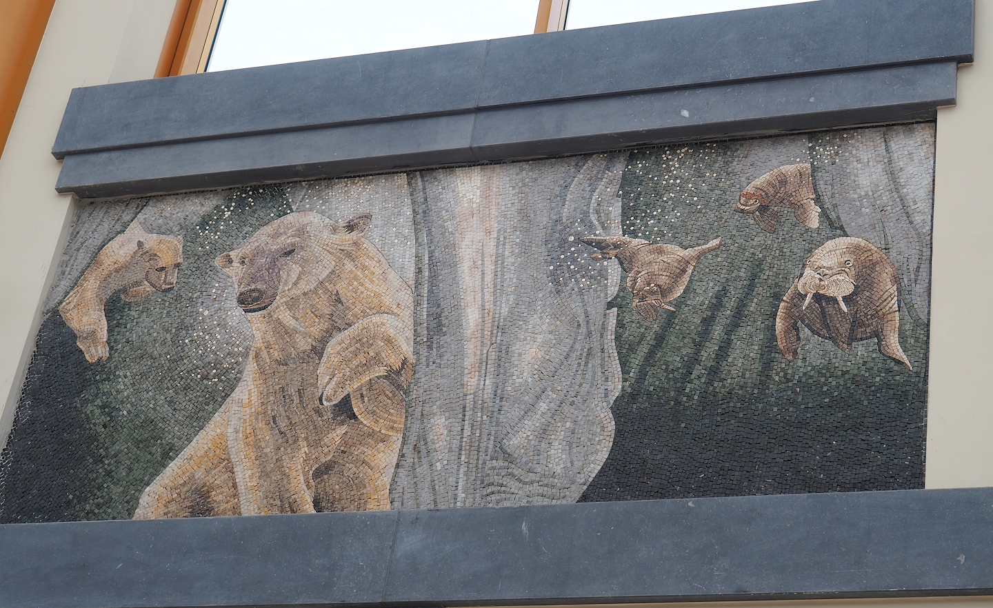 New entrance - Gallery of Worlds - Polar bear and walrus mosaic, 2023-10-13