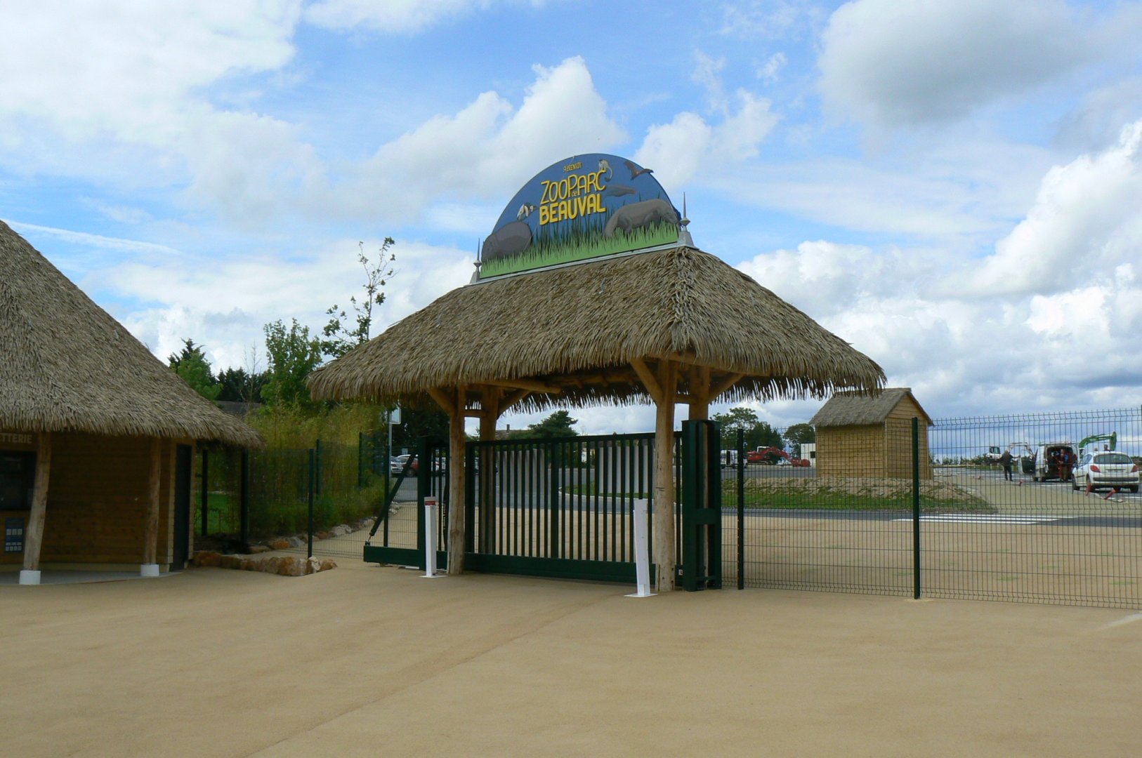 New entrance near the tropical dome