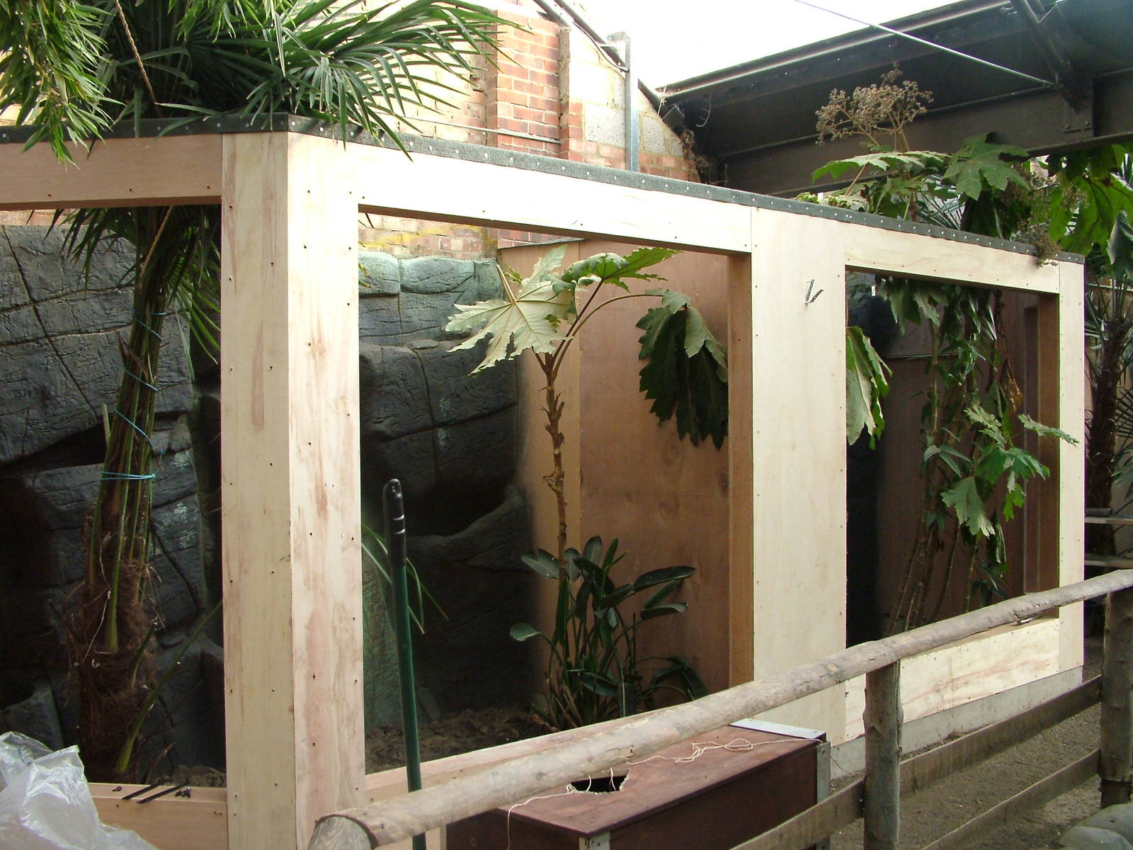 New exhibits under construction at the RSCC 28/11/09