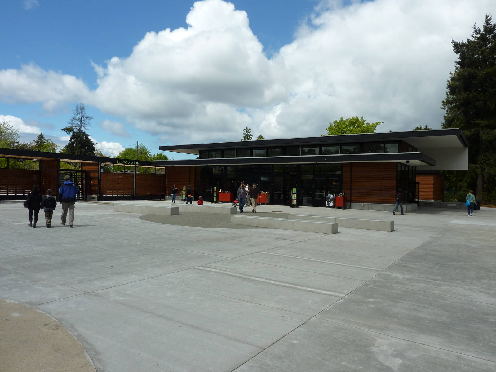 New - Gift Shop and Plaza