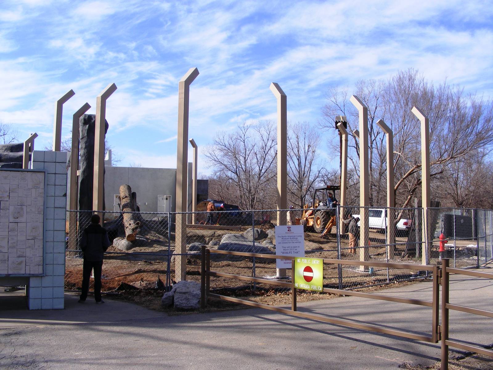 New Grizzly Bear Enclosure Construction