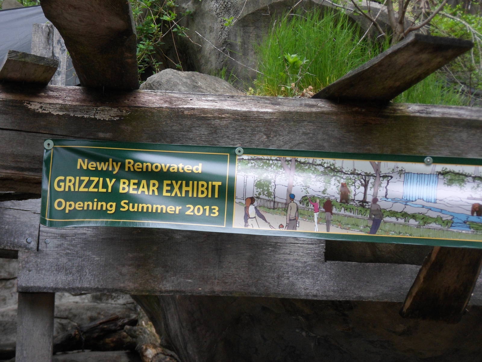 New Grizzly Bear Exhibit Sign