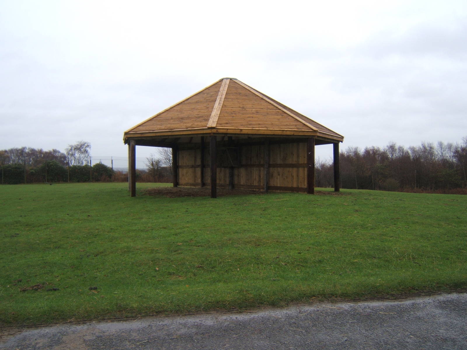 New hoofstock feeding shetler