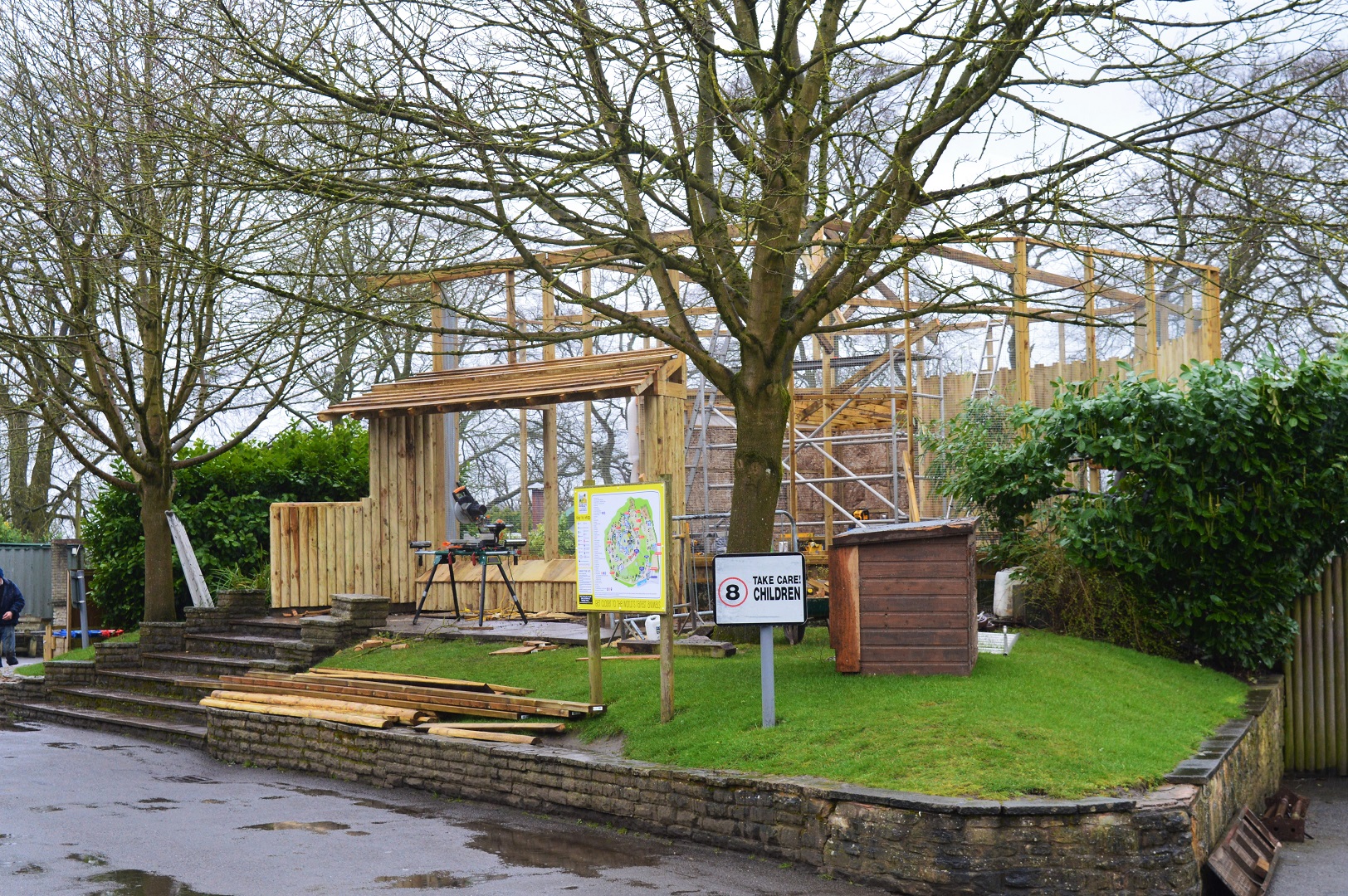 New ibis aviary under construction