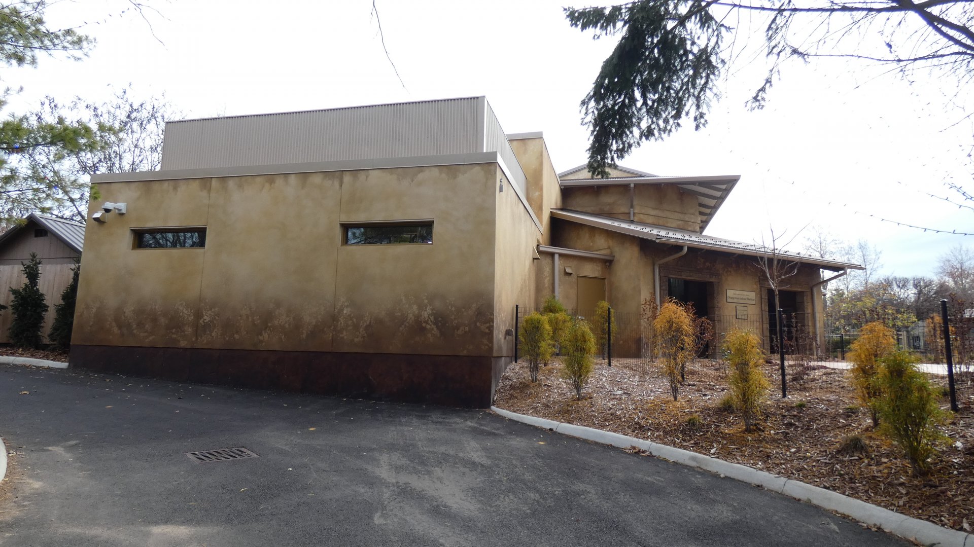 New! Indoor Orangutan Building, Australia & Islands - Nov. 2021