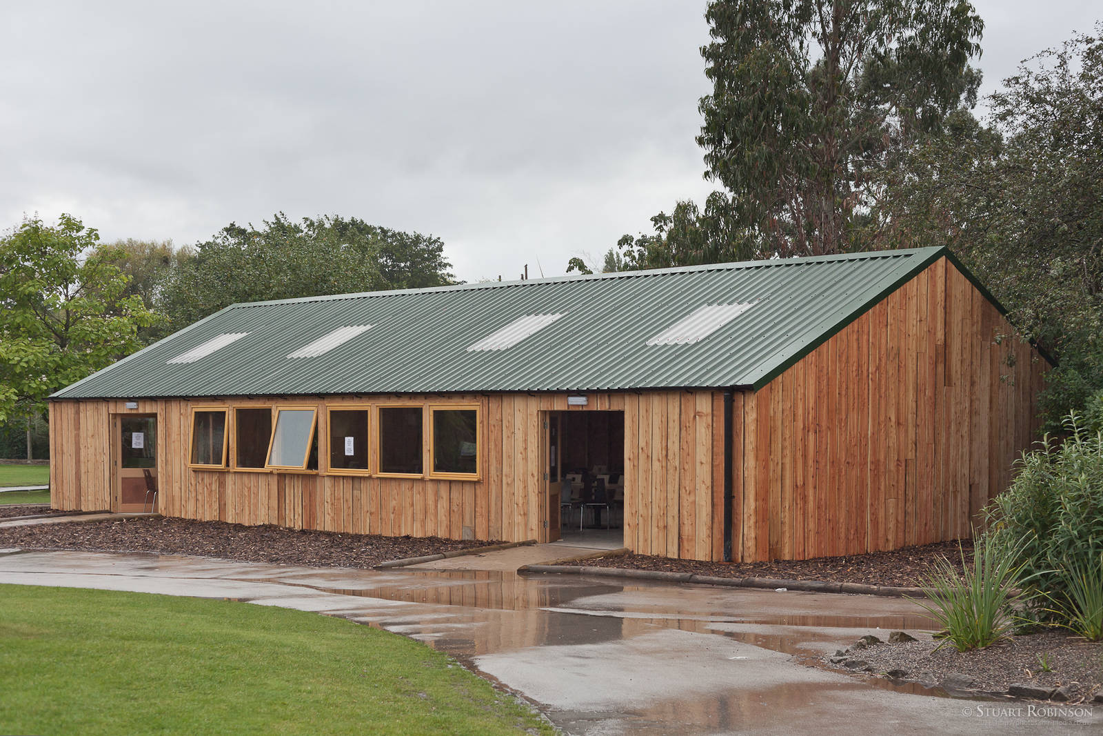 New Indoor Picnic Area - 16/08/2011