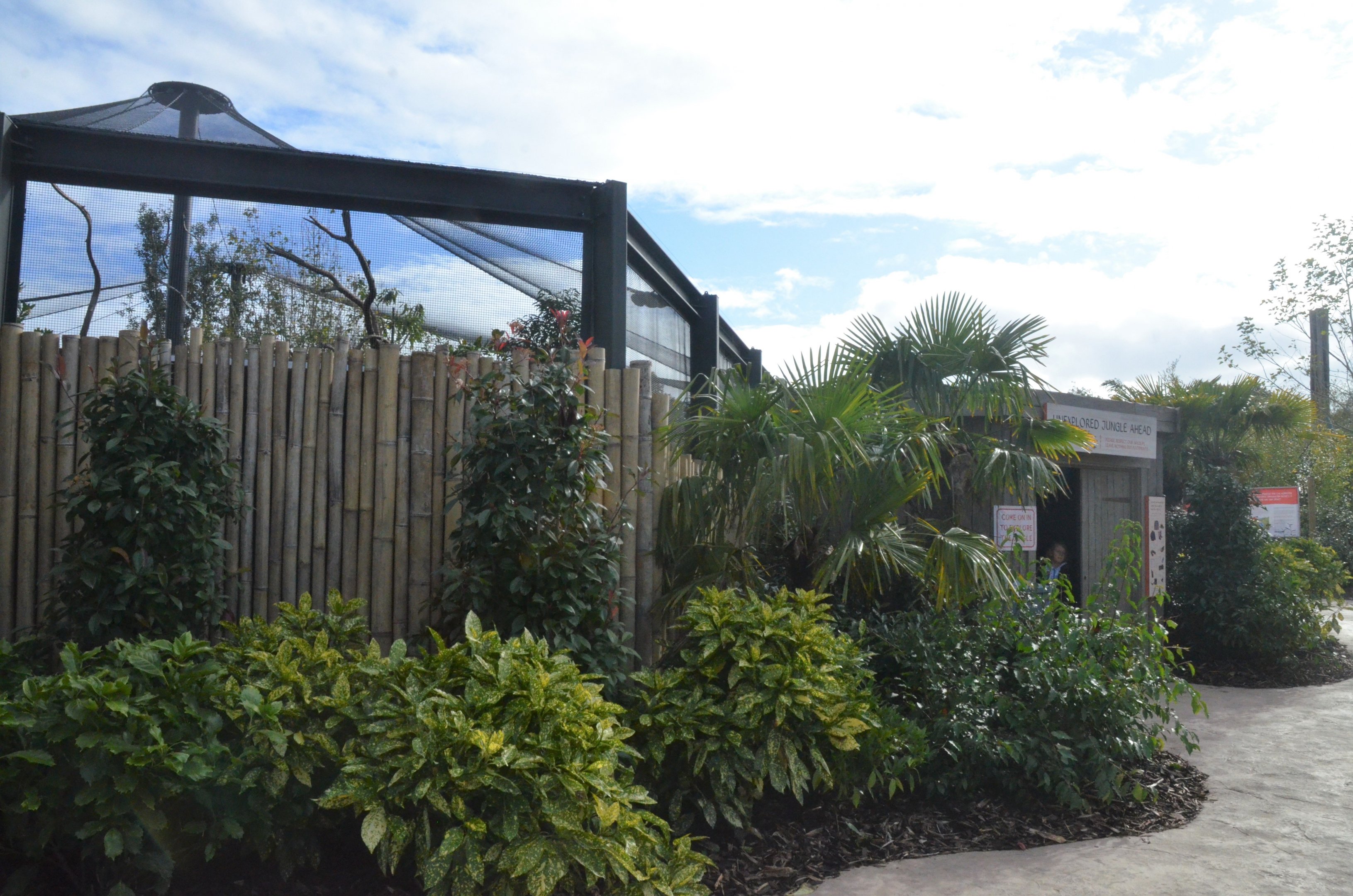 New Islands Songbird/Pheasant Aviary Exterior at Chester, 30/09/17