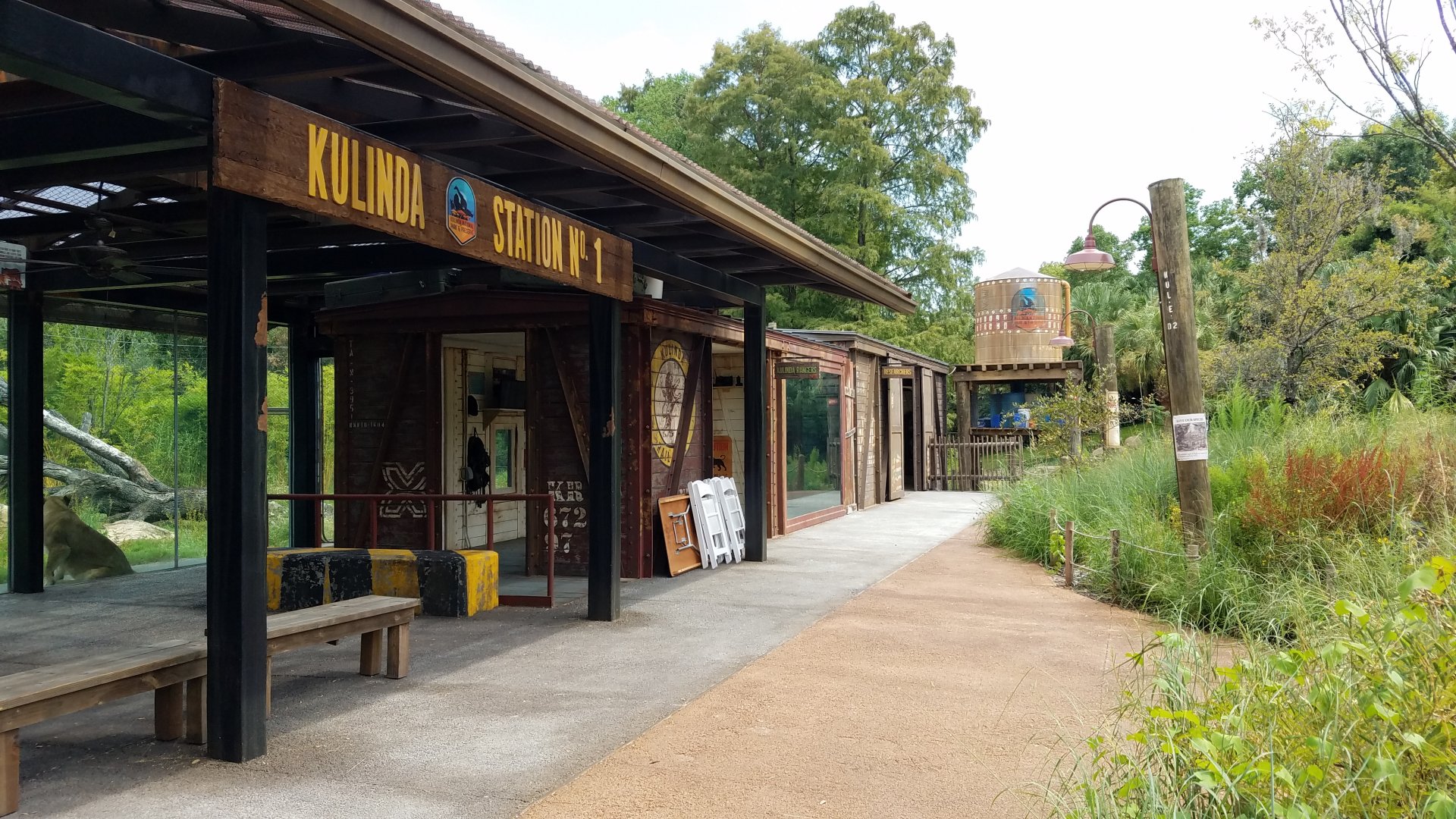New Lion Exhibit ("Researchers' Hut")