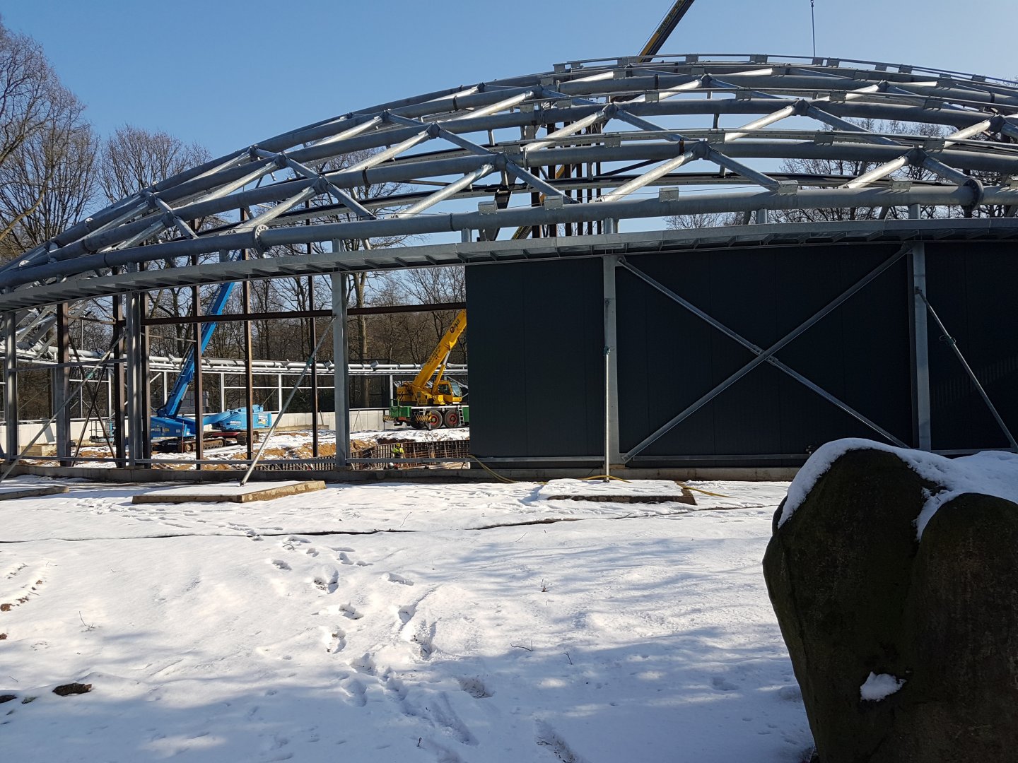 New Manrove-hall under construction