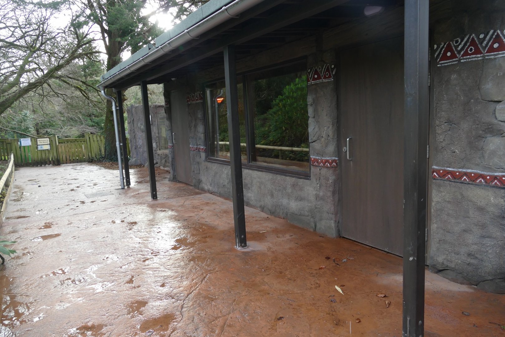 New Meerkat house, December 2018