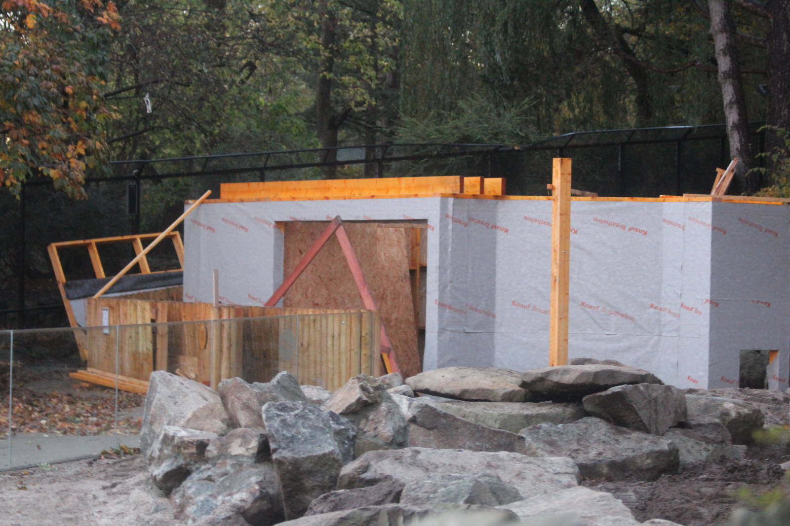 New Meerkat house under construction