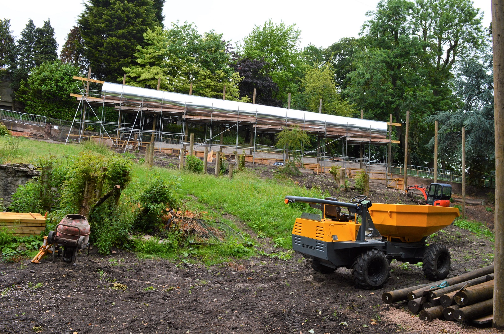 New orang enclosure under construction