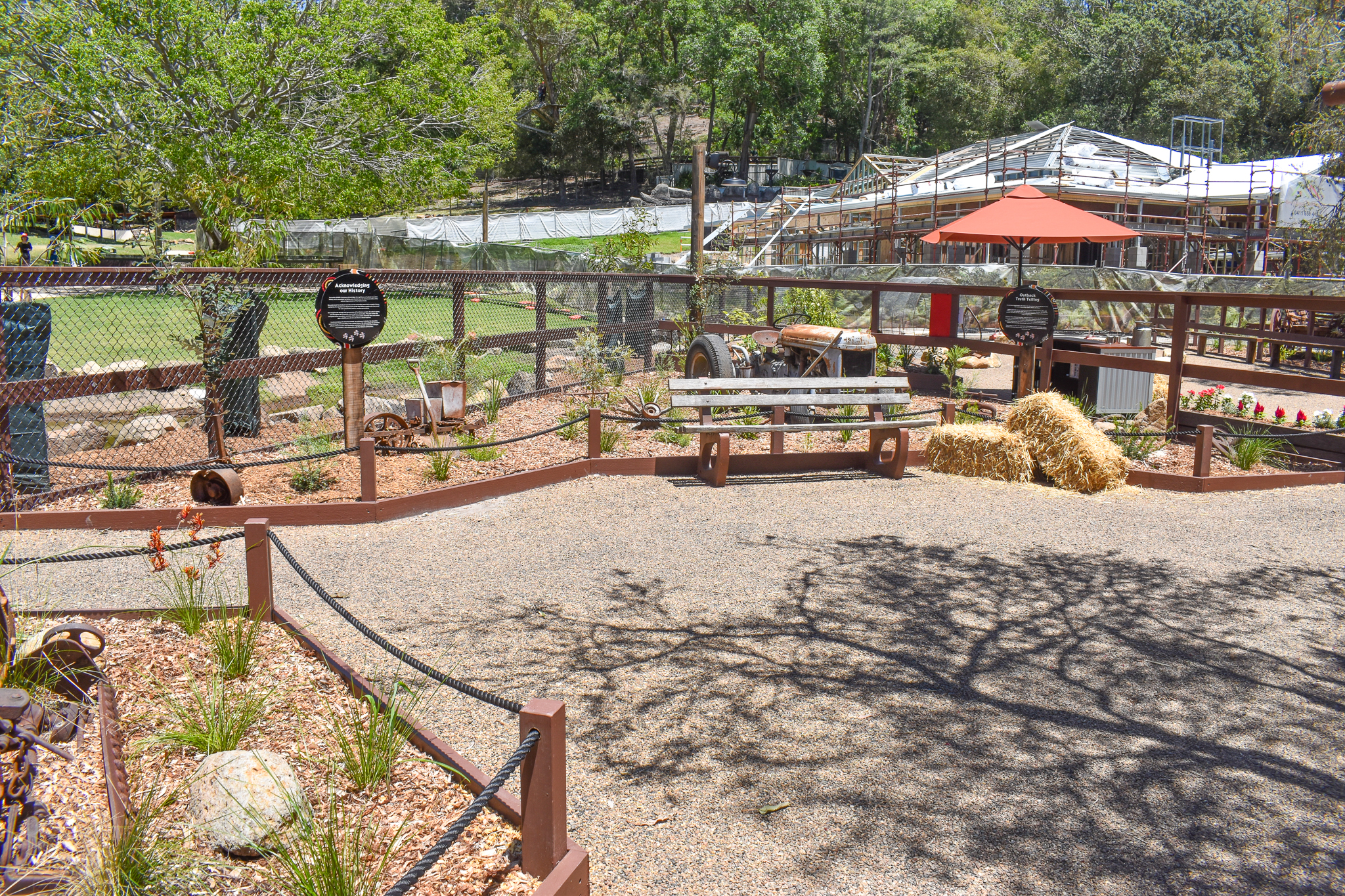 New - Outback Springs - Entrance