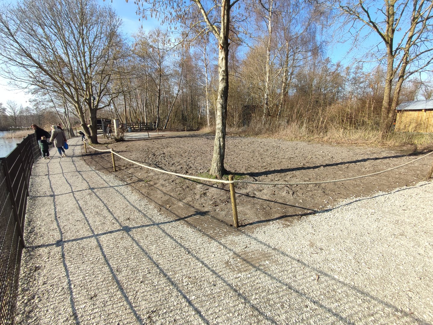 New path along the seal pond, maybe room for something new?