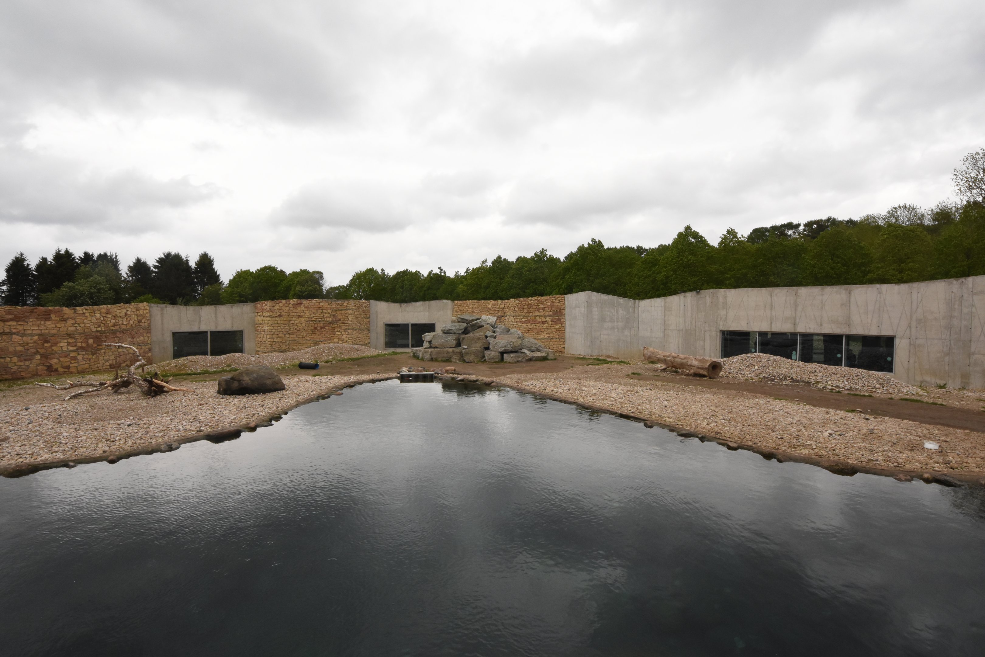 New polar bear enclosure - enclosure 2