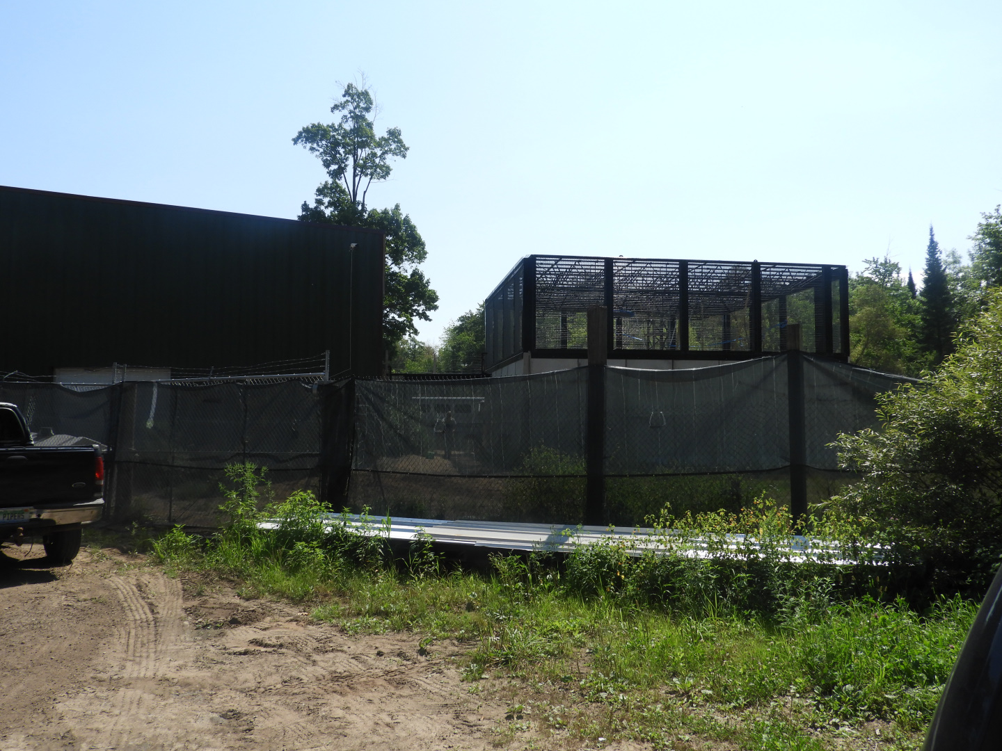 New Primate Complex Construction?